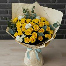 Букет цветов из:  Розы в Кумёны