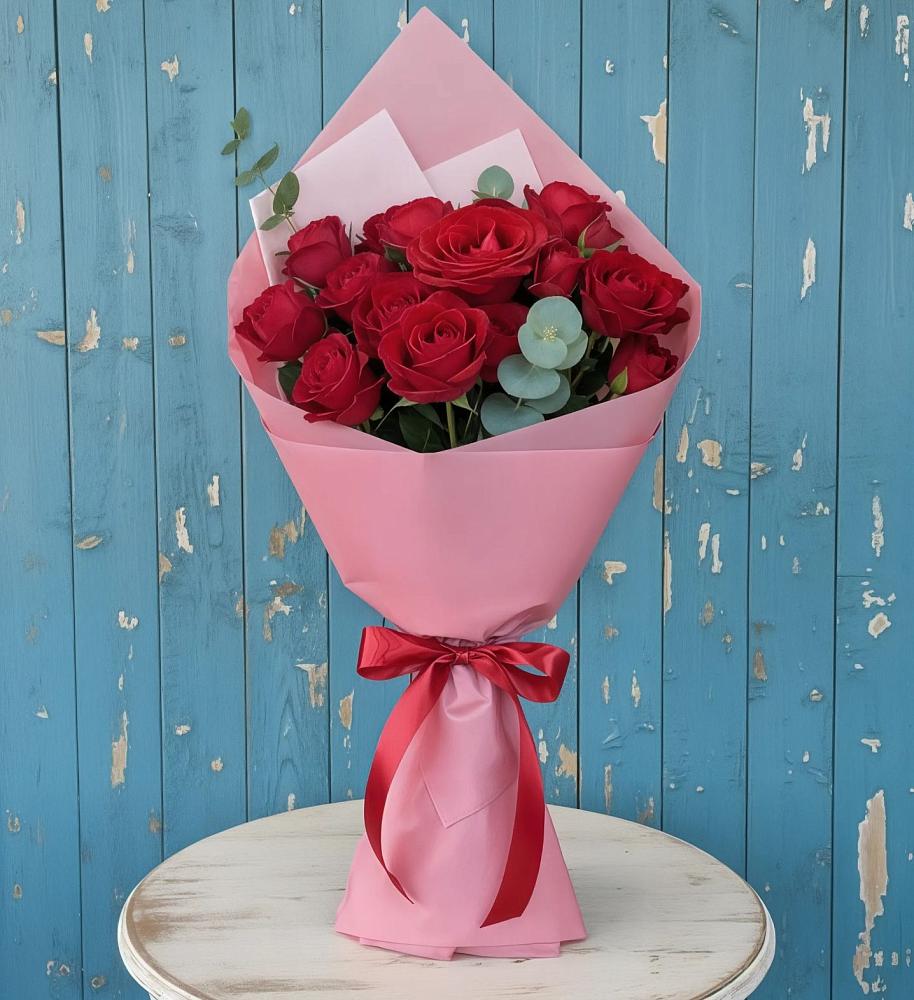 Букет цветов из: Розы в Кумёны