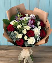 Букет цветов из:  Розы и Альстромерии #REPLACE_PRED# Кумёны