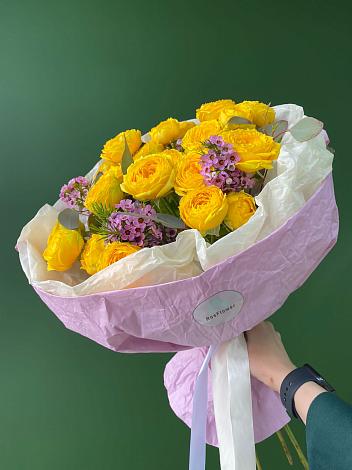 Букет Кустовые желтые розы в Кумёны
