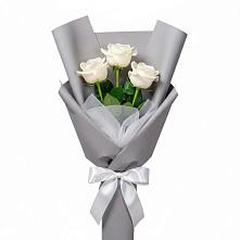 Букет 3 белые розы #REPLACE_PRED# Кумёны