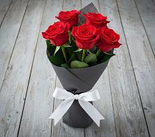 Букет 5 Красных роз Эдлесс Лав #REPLACE_PRED# Кумёны