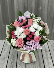 Букет цветов из:  Альстромерии, Гвоздики, Розы и Хризантемы в Кумёны