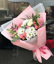 Букет цветов из:  Розы, Лизиантусы и Хризантемы #REPLACE_PRED# Кумёны