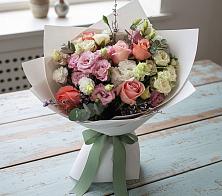 Букет цветов из:  Розы, Лизиантусы и Гвоздики в Кумёны