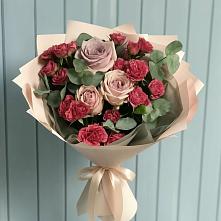 Букет цветов из:  Гвоздики и Розы в Кумёны