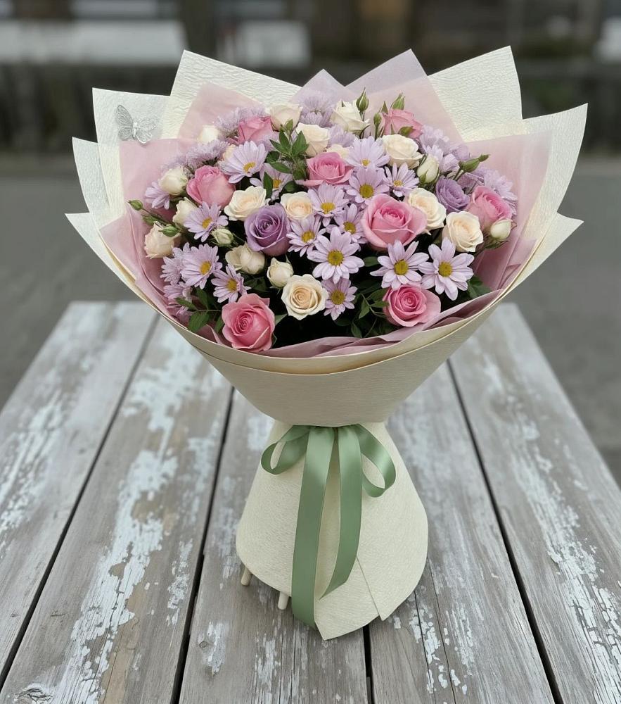 Букет цветов из: Розы и Хризантемы в Кумёны
